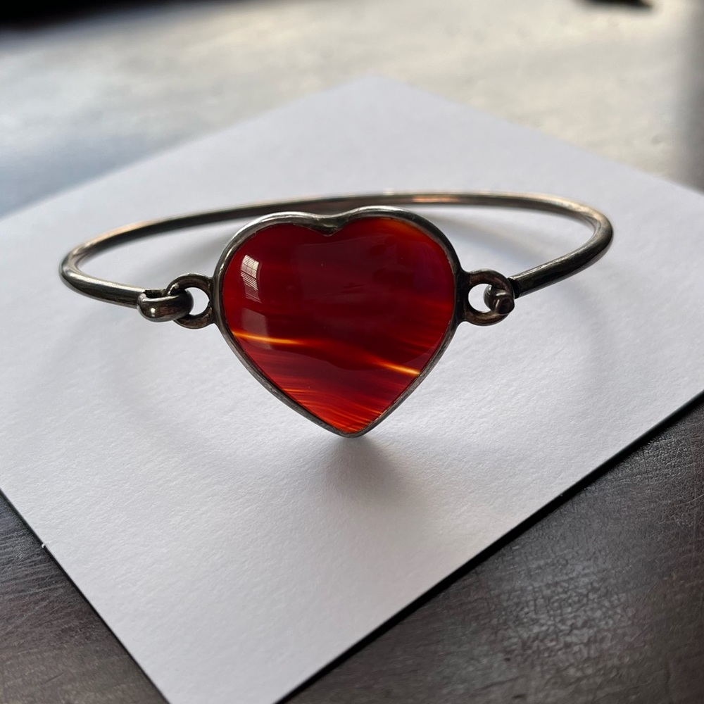 Heart Shaped Stone Valentine Bracelet